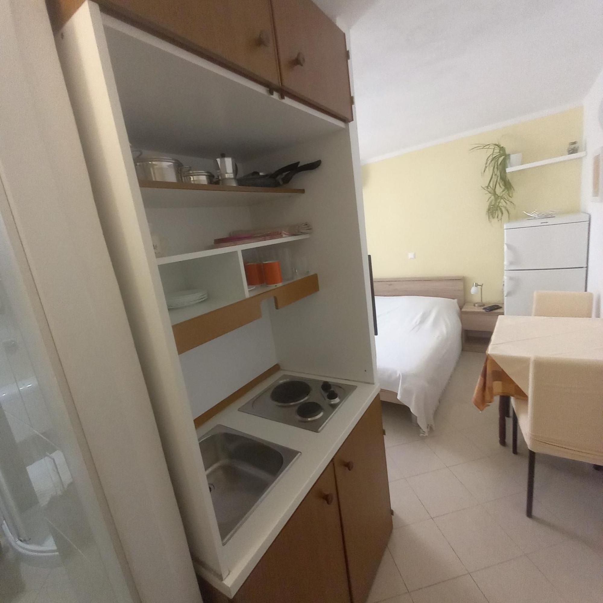 Apartment & Studio Elizabet Baška Стая снимка
