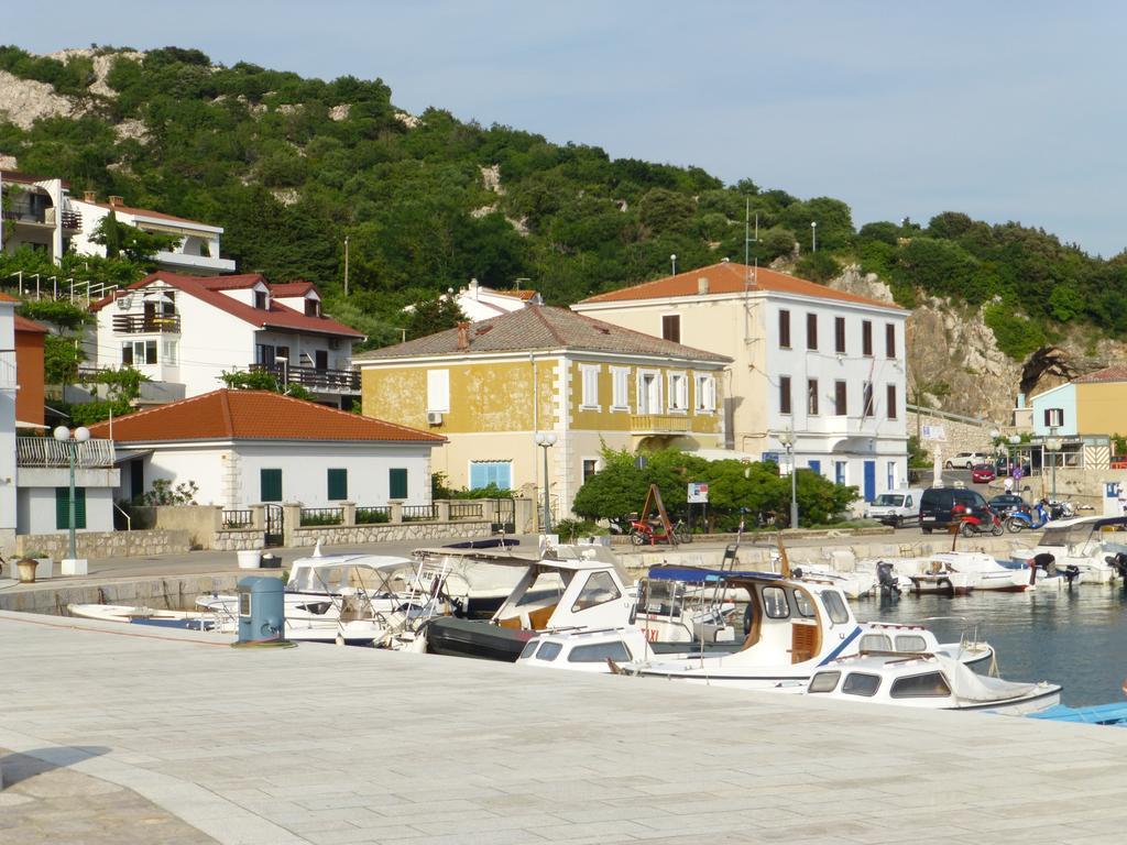 Apartment & Studio Elizabet Baška Екстериор снимка